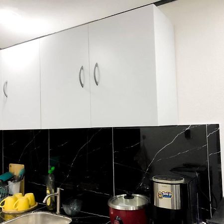 Abe Cottage カンポン・クアラ・ベシュット エクステリア 写真