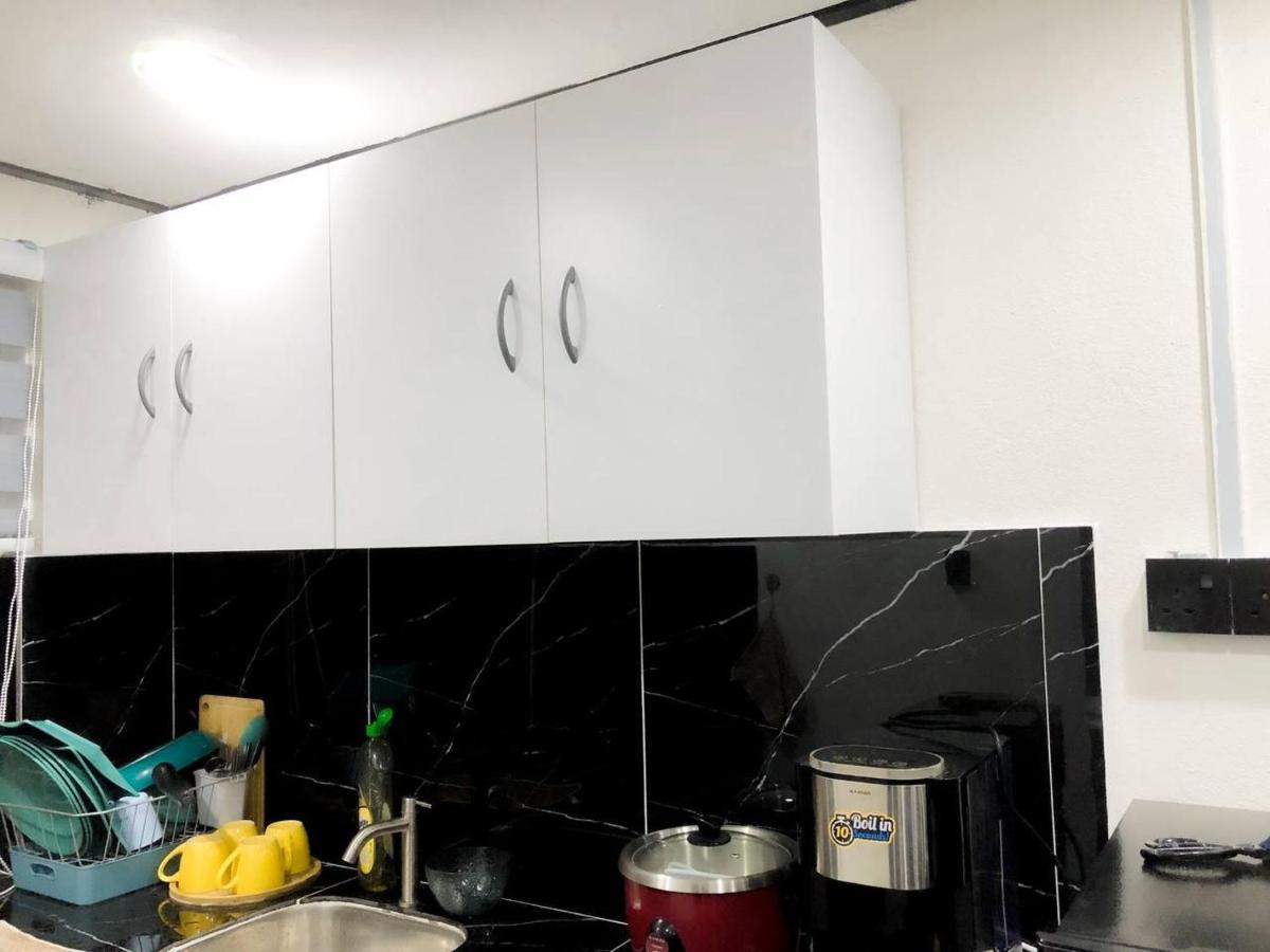 Abe Cottage カンポン・クアラ・ベシュット エクステリア 写真